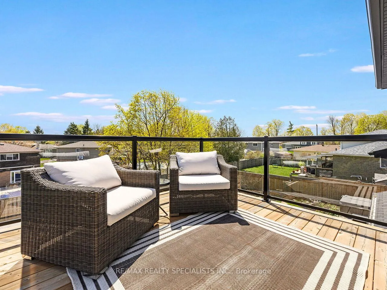 Photo 23 of 64 Joycelyn Crescent, Halton Hills, Rural Halton Hills — HOMEH