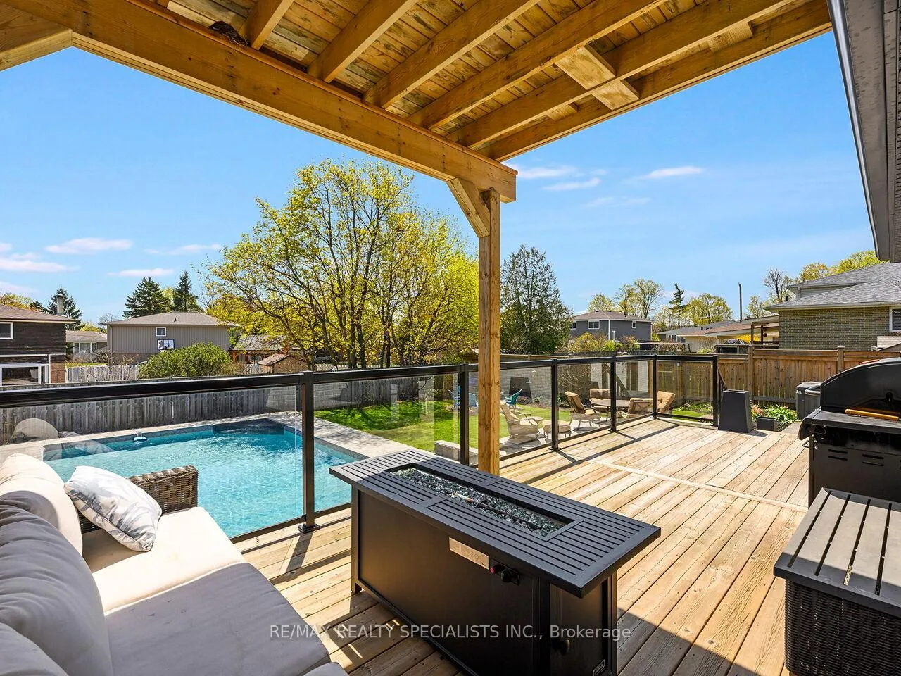 Photo 39 of 64 Joycelyn Crescent, Halton Hills, Rural Halton Hills — HOMEH