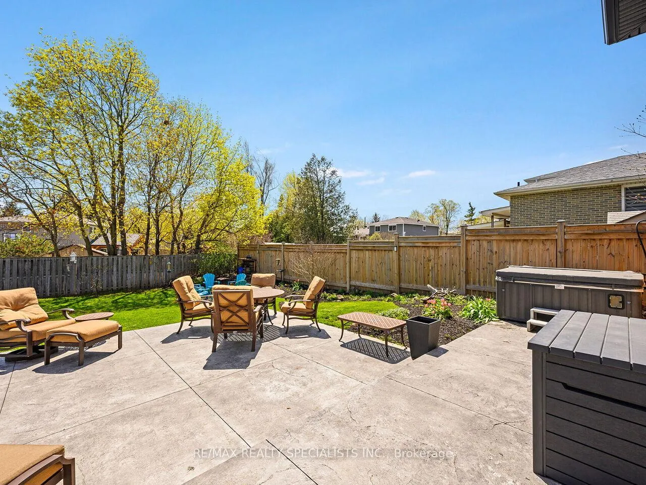 Photo 40 of 64 Joycelyn Crescent, Halton Hills, Rural Halton Hills — HOMEH