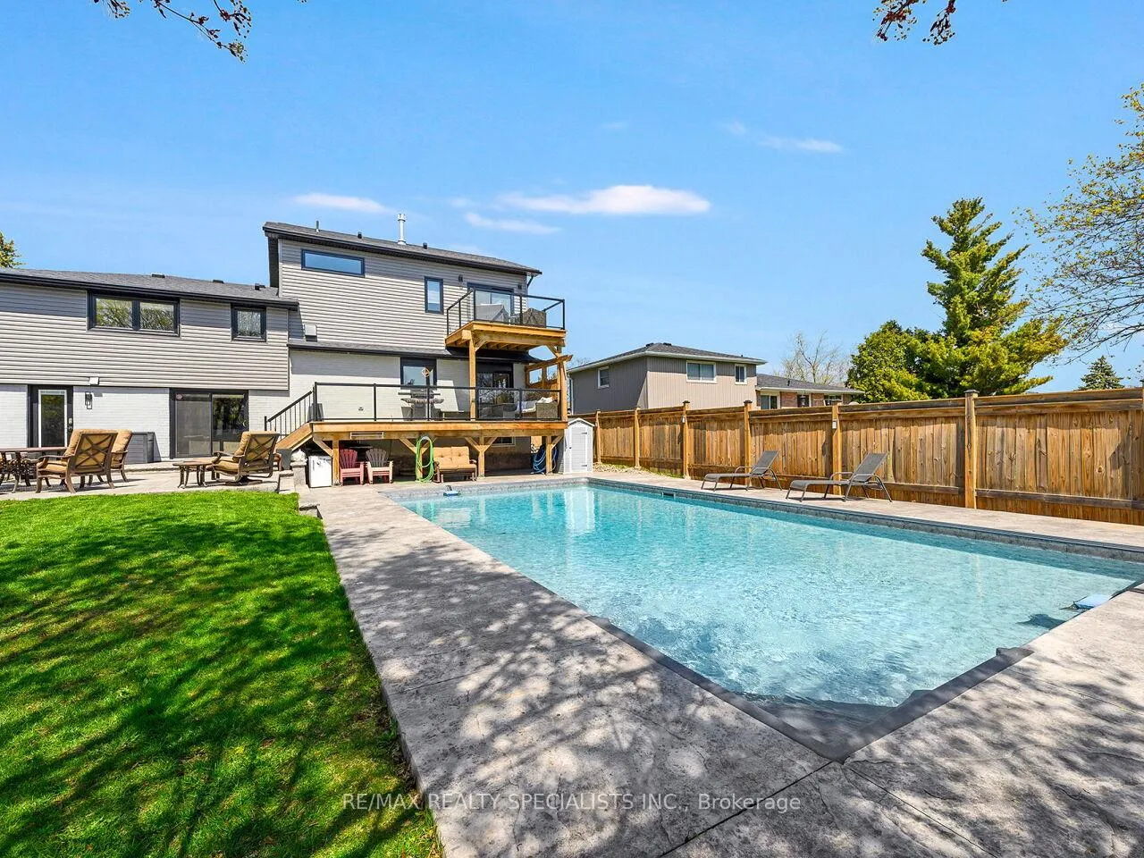 Photo 45 of 64 Joycelyn Crescent, Halton Hills, Rural Halton Hills — HOMEH