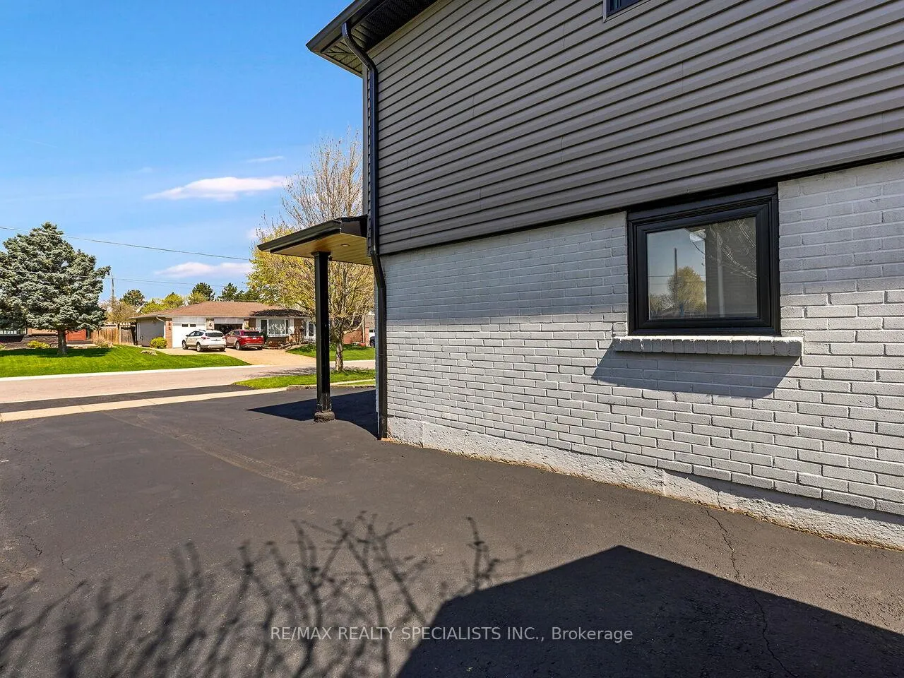 Photo 47 of 64 Joycelyn Crescent, Halton Hills, Rural Halton Hills — HOMEH