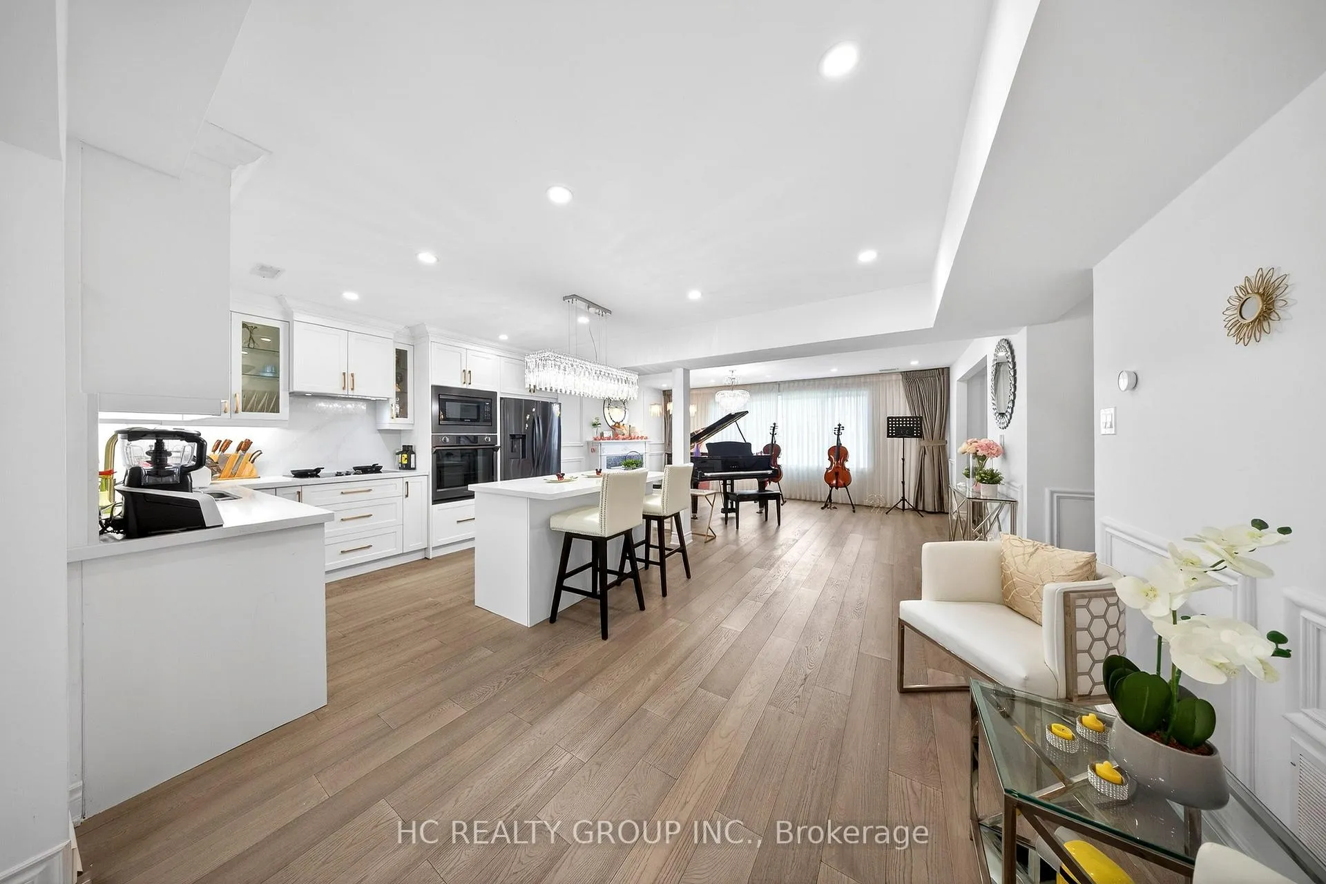 Photo 13 of 840 Davenport Road, Toronto, Wychwood — HOMEH