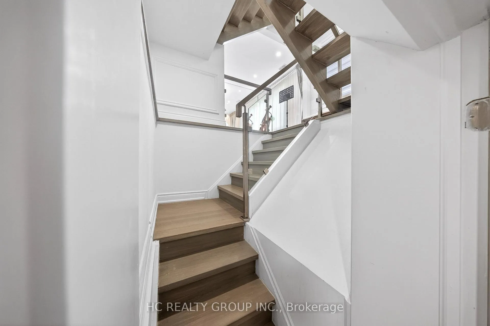 Photo 40 of 840 Davenport Road, Toronto, Wychwood — HOMEH