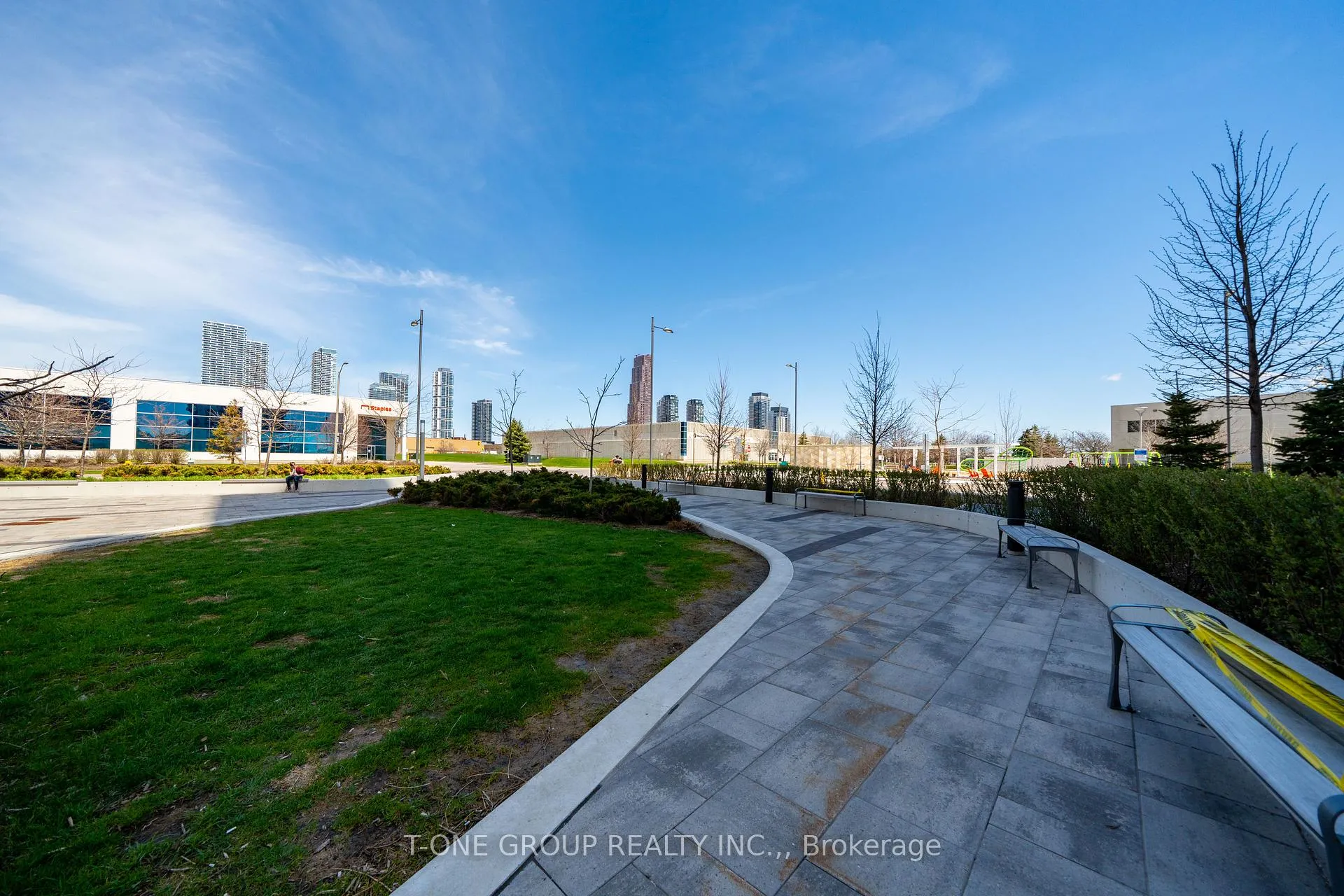 Photo 26 of Unit 921, 38 Honeycrisp Crescent, Vaughan, Vaughan Corporate Centre — HOMEH
