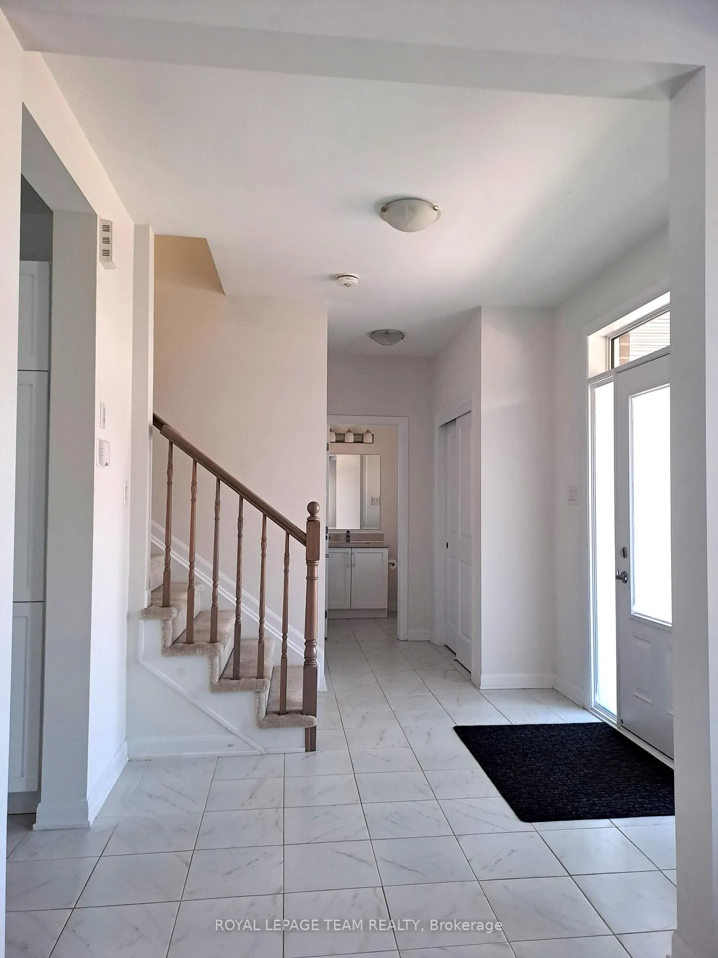 Photo 4 of 2597 River Mist Road, Ottawa, Barrhaven - Half Moon Bay — HOMEH