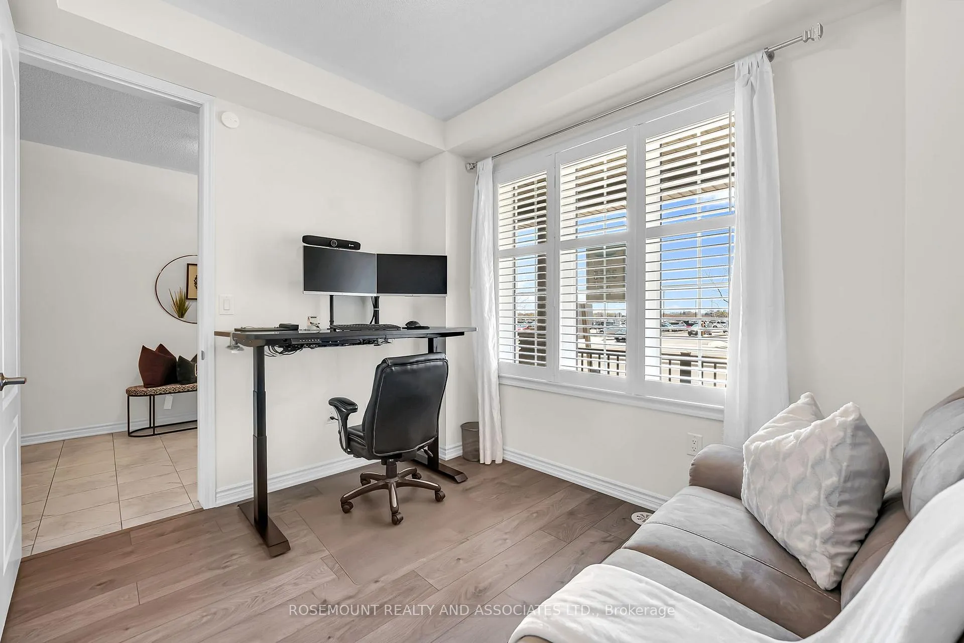 Photo 7 of 52 Fiesta Way, Whitby, Rural Whitby — HOMEH