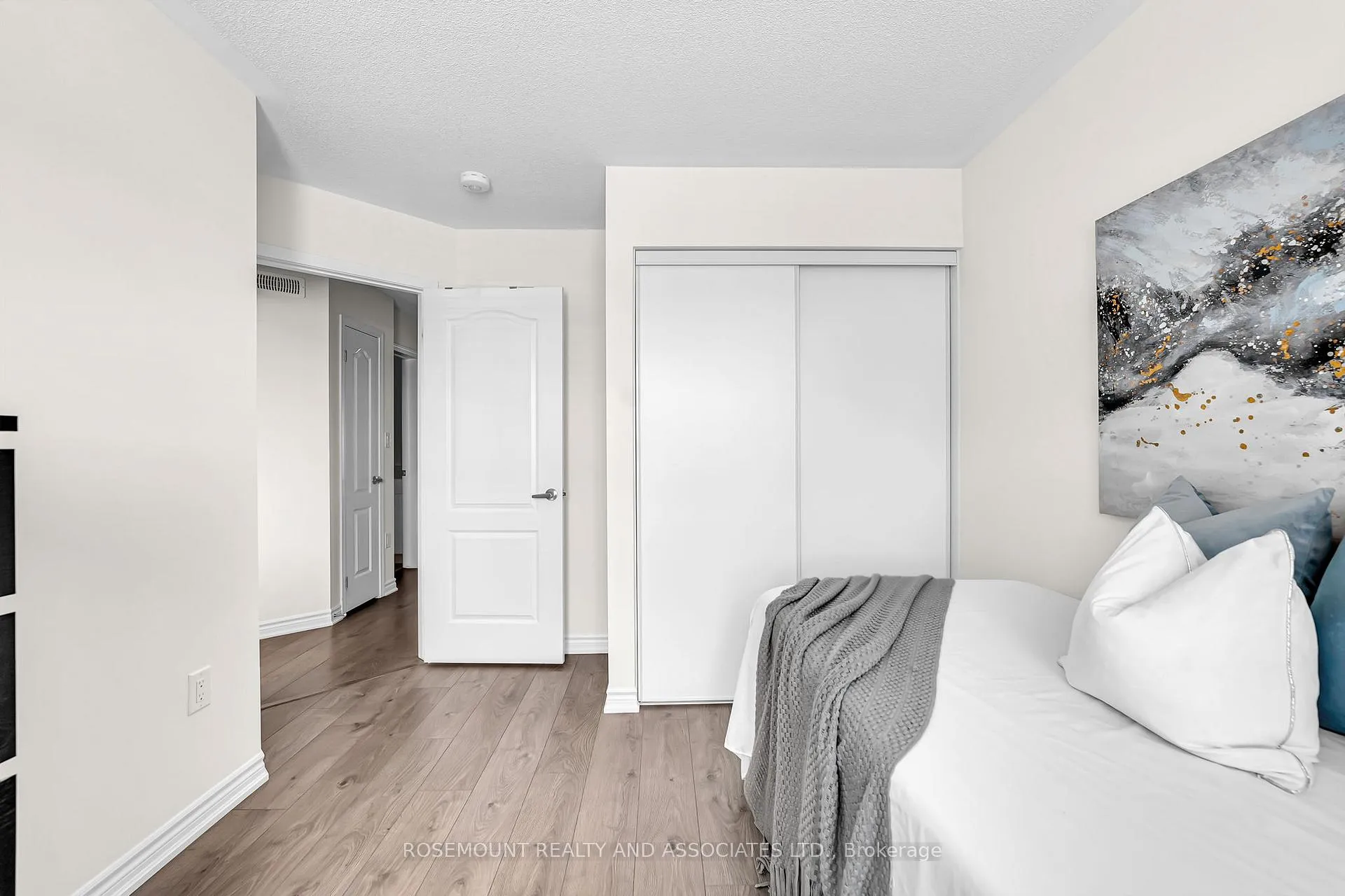 Photo 36 of 52 Fiesta Way, Whitby, Rural Whitby — HOMEH