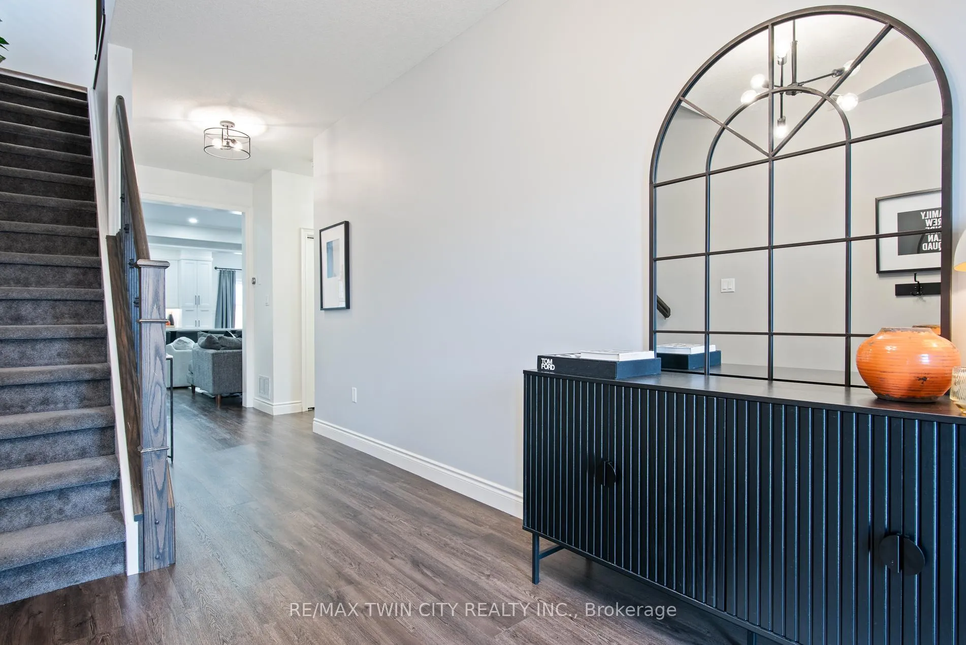 Photo 5 of 208 Birkinshaw Road, Cambridge, Christopher-Champlain — HOMEH