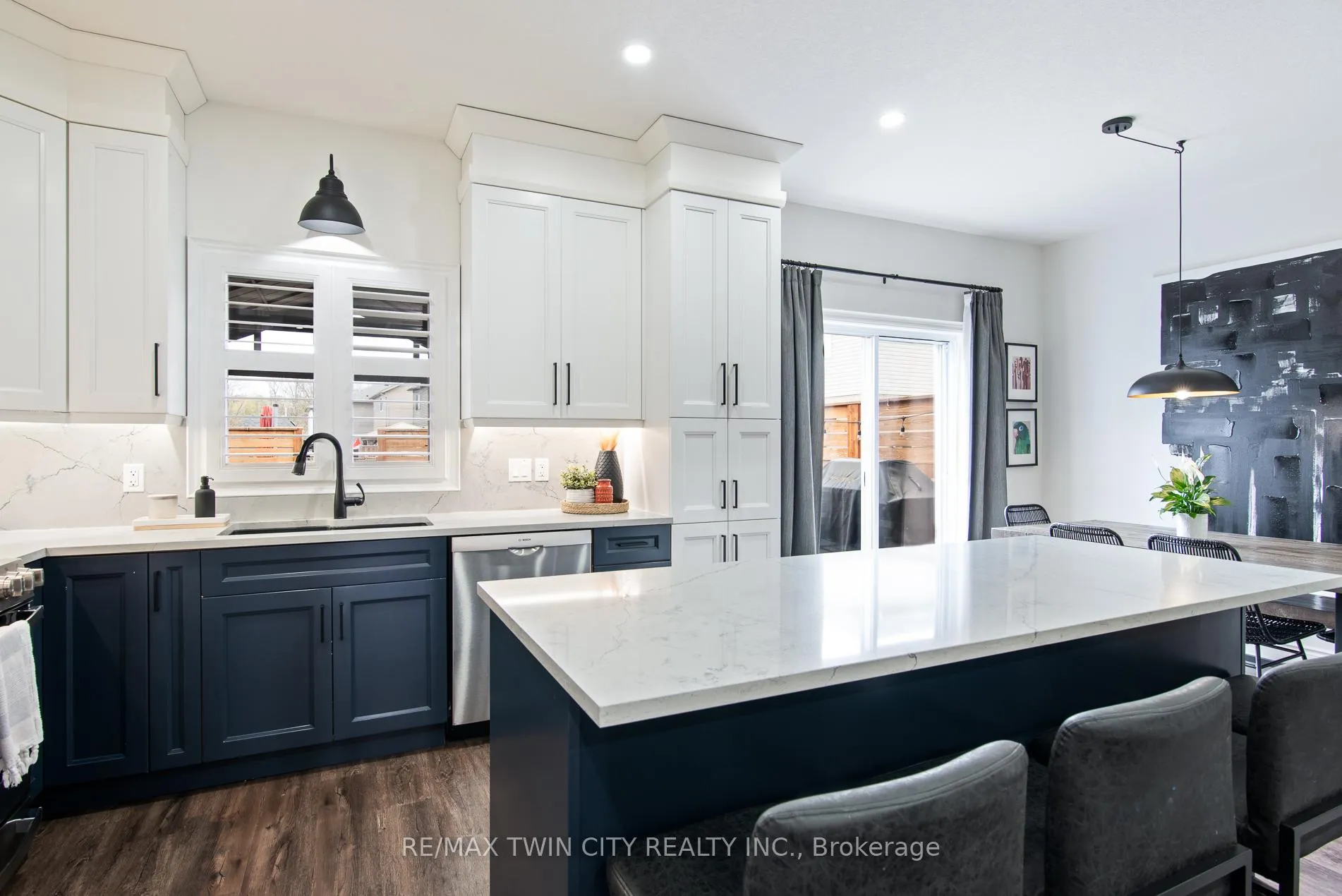 Photo 15 of 208 Birkinshaw Road, Cambridge, Christopher-Champlain — HOMEH