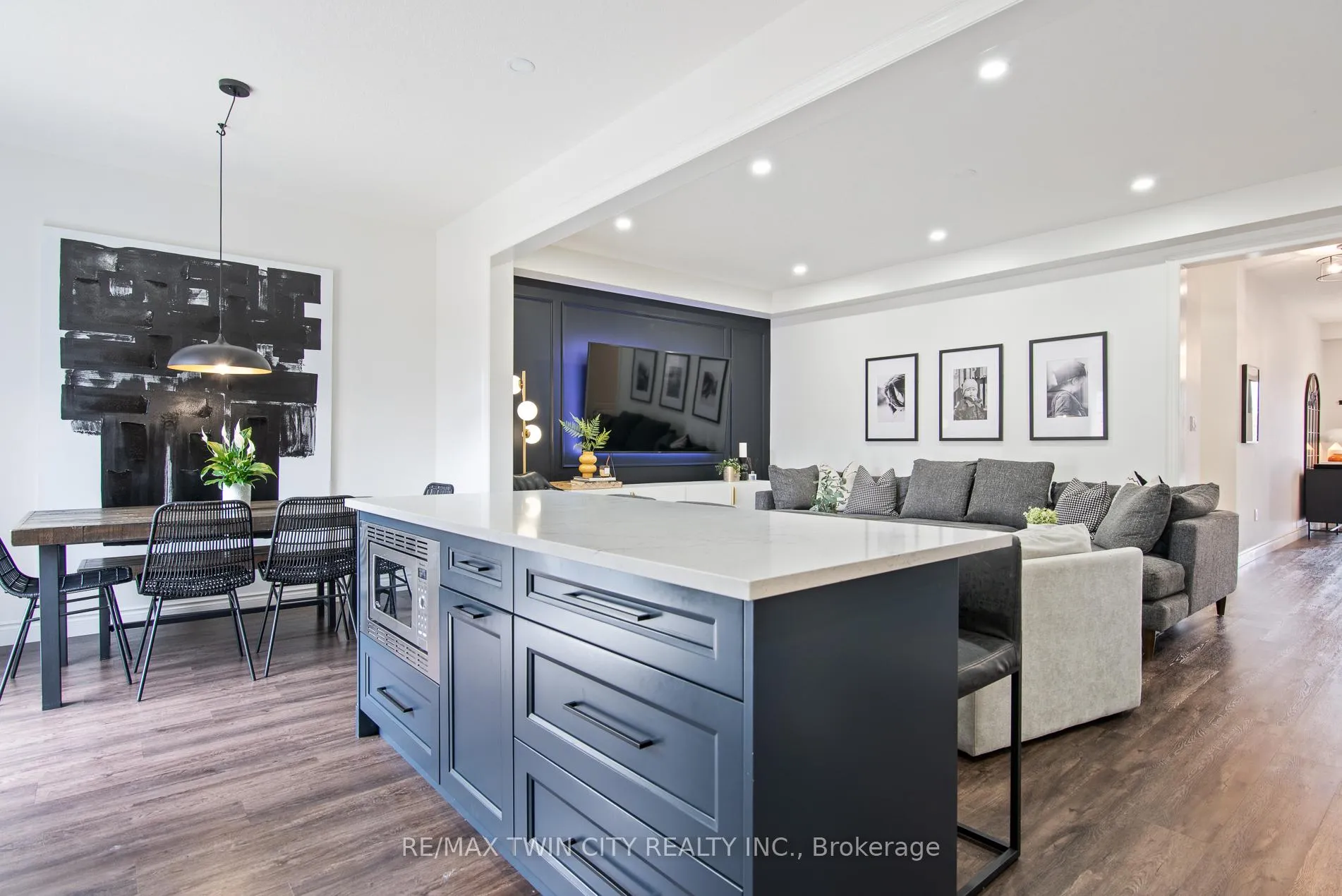 Photo 17 of 208 Birkinshaw Road, Cambridge, Christopher-Champlain — HOMEH