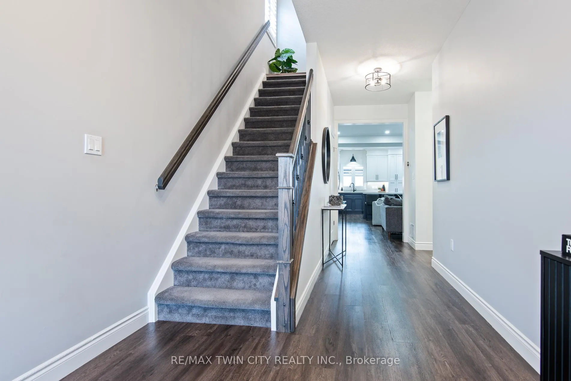 Photo 23 of 208 Birkinshaw Road, Cambridge, Christopher-Champlain — HOMEH