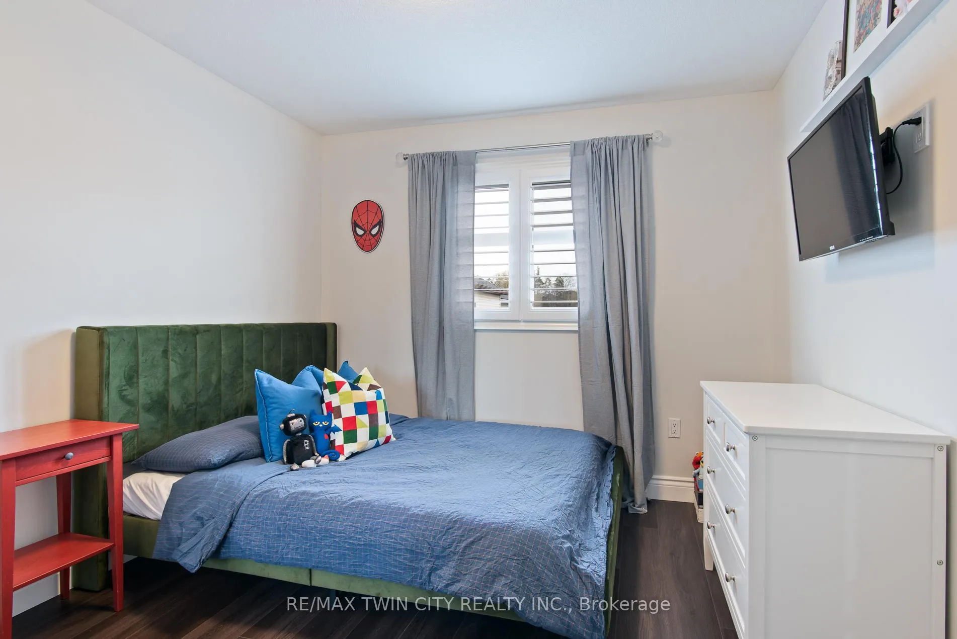 Photo 33 of 208 Birkinshaw Road, Cambridge, Christopher-Champlain — HOMEH