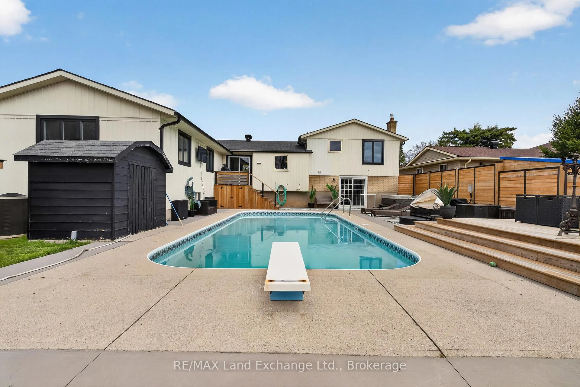 Photo 34 of 752 Palmateer Drive, Kincardine — HOMEH