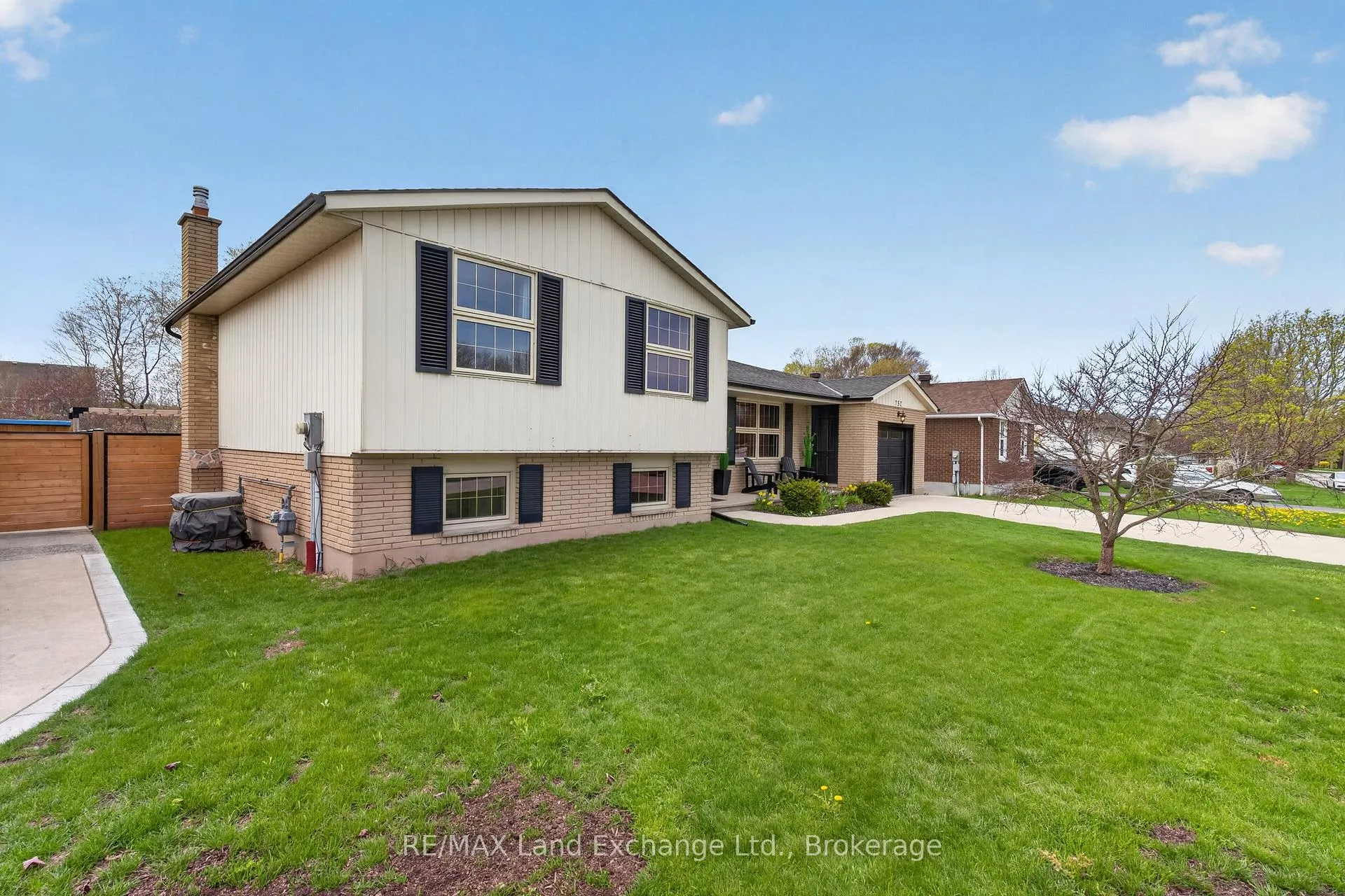 Photo 45 of 752 Palmateer Drive, Kincardine — HOMEH