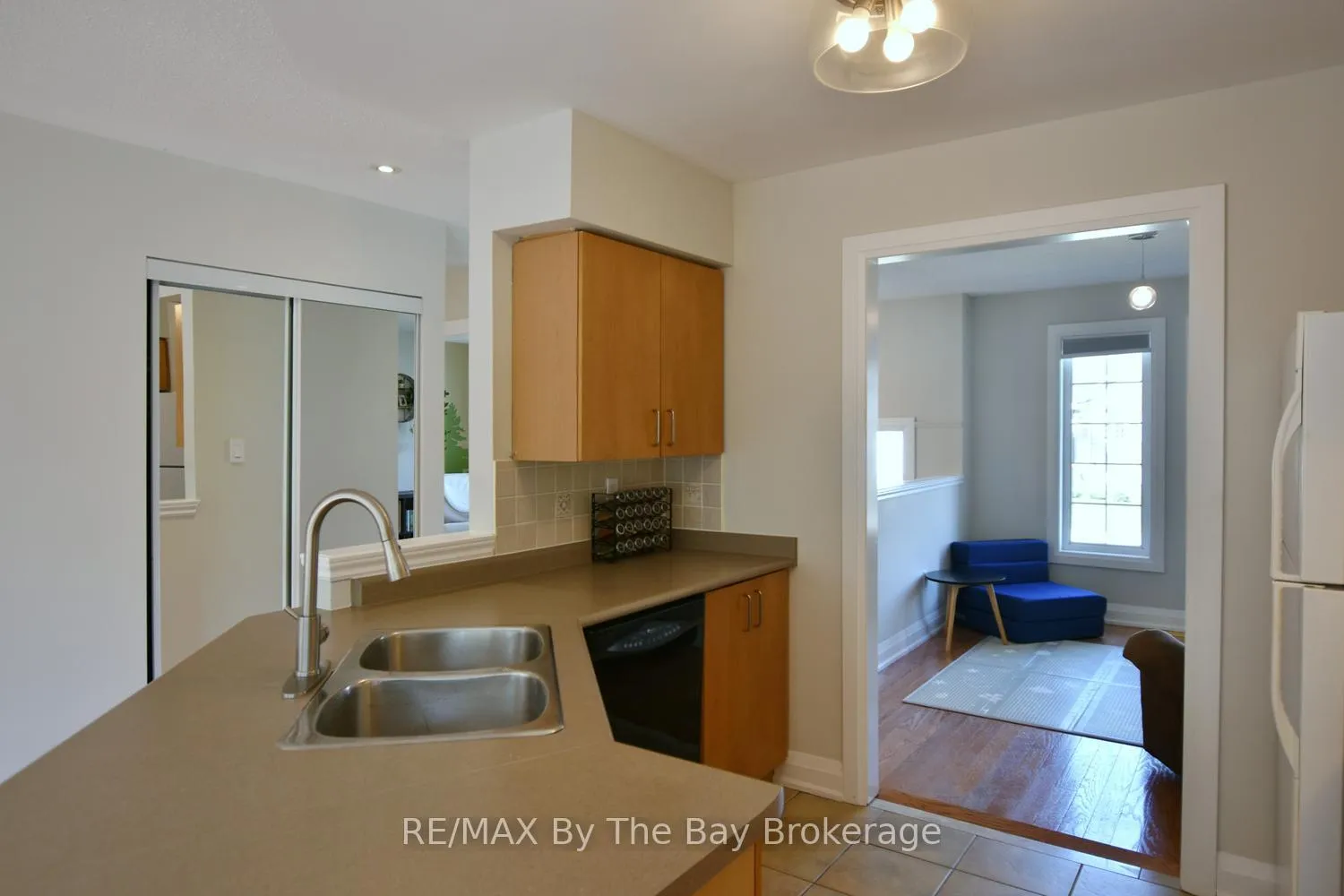 Photo 16 of 21 Northwood Drive, Wasaga Beach — HOMEH