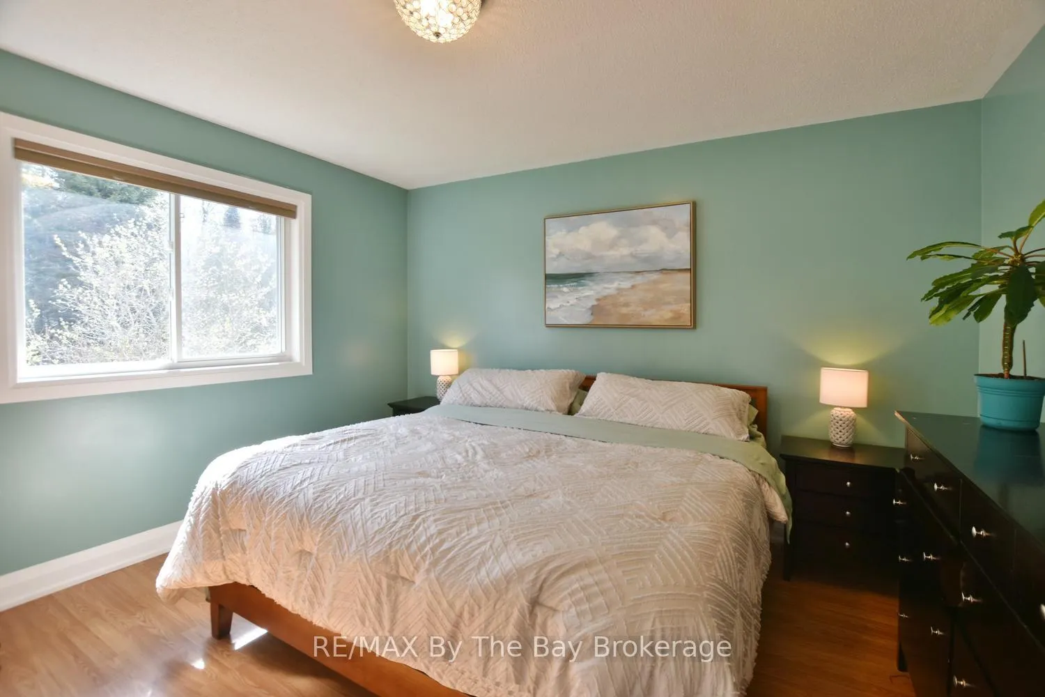 Photo 21 of 21 Northwood Drive, Wasaga Beach — HOMEH