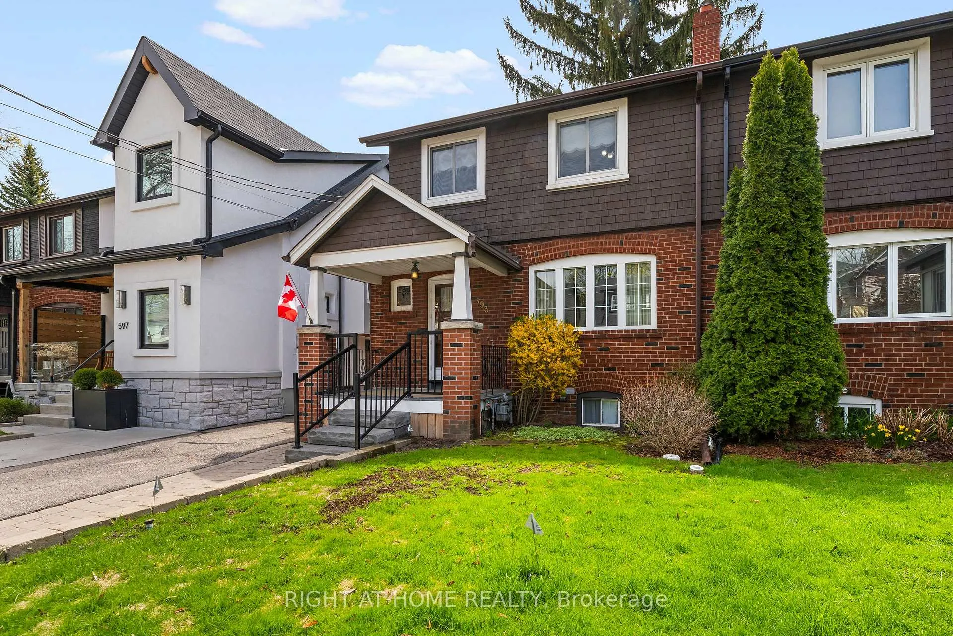 Photo 3 of 593 Millwood Road, Toronto, Mount Pleasant East — HOMEH