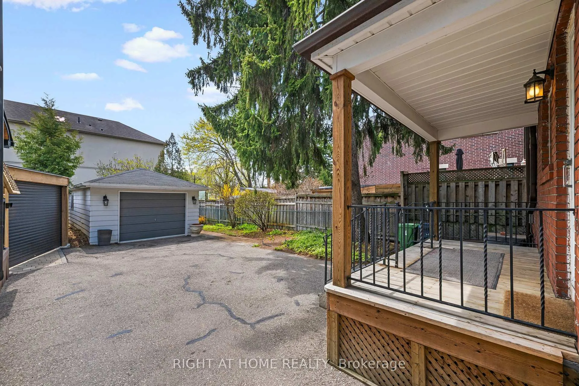 Photo 6 of 593 Millwood Road, Toronto, Mount Pleasant East — HOMEH