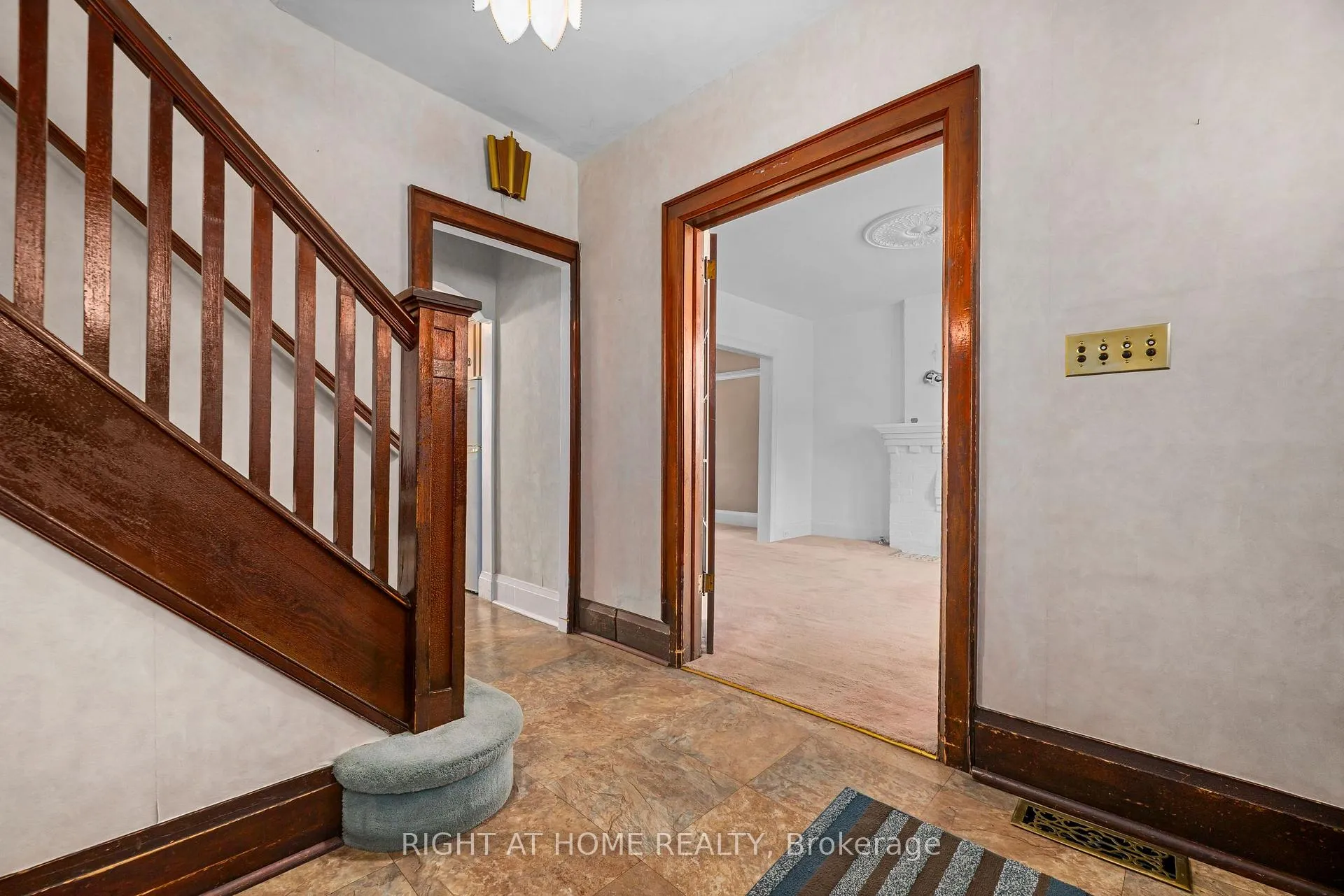 Photo 14 of 593 Millwood Road, Toronto, Mount Pleasant East — HOMEH