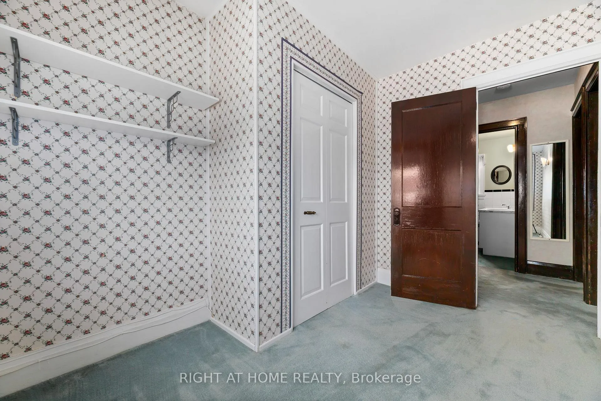 Photo 24 of 593 Millwood Road, Toronto, Mount Pleasant East — HOMEH