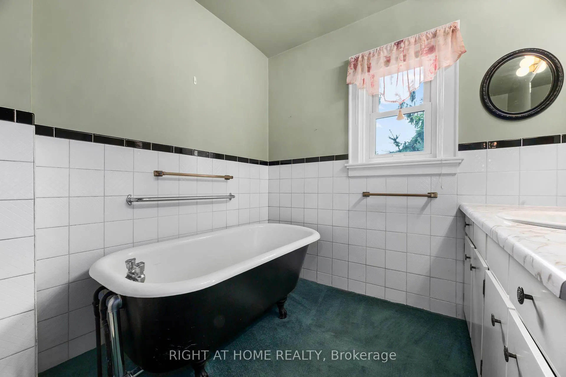 Photo 29 of 593 Millwood Road, Toronto, Mount Pleasant East — HOMEH