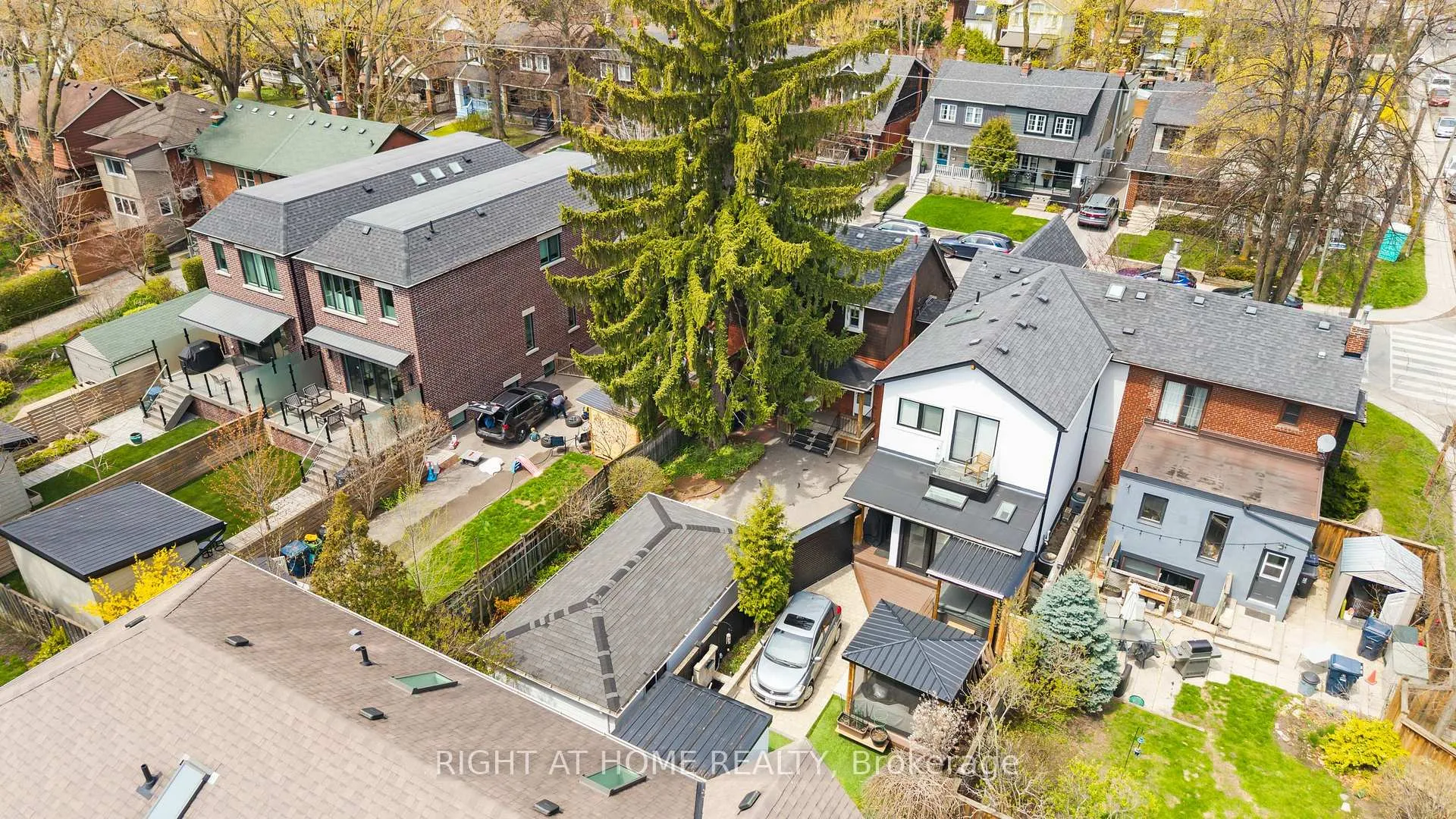 Photo 34 of 593 Millwood Road, Toronto, Mount Pleasant East — HOMEH