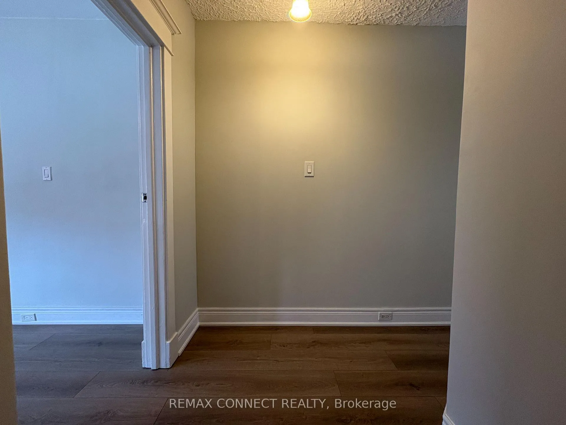 Photo 3 of Unit Upper, 847 Pape Avenue, Toronto, Danforth Village-East York — HOMEH
