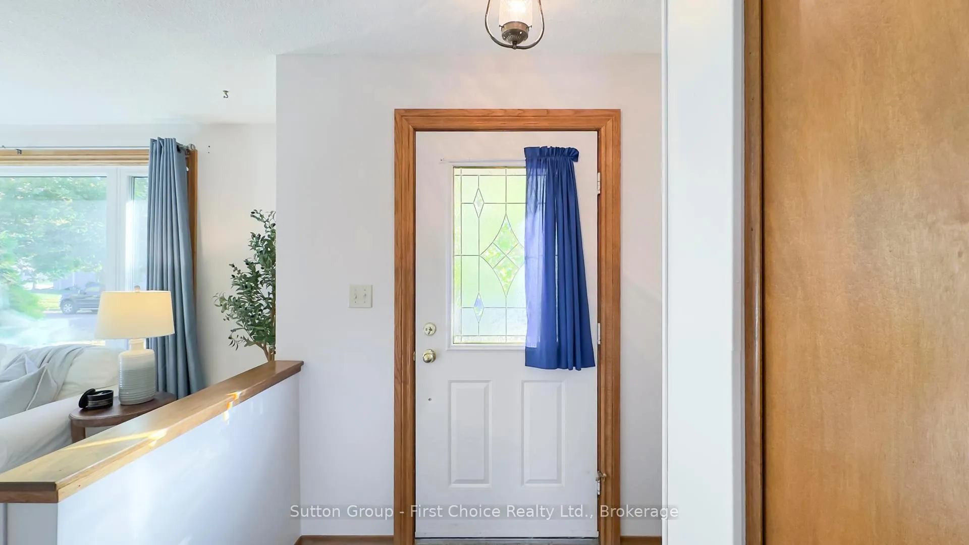 Photo 6 of 8 Dunsford Crescent, St. Marys — HOMEH