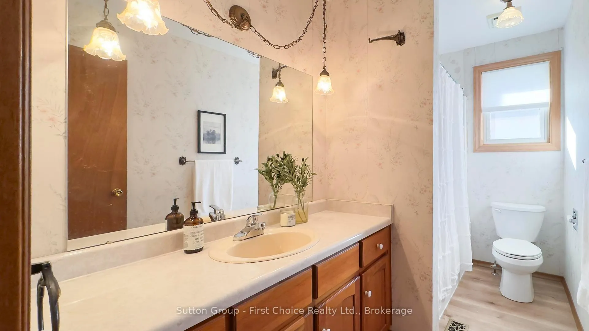 Photo 22 of 8 Dunsford Crescent, St. Marys — HOMEH