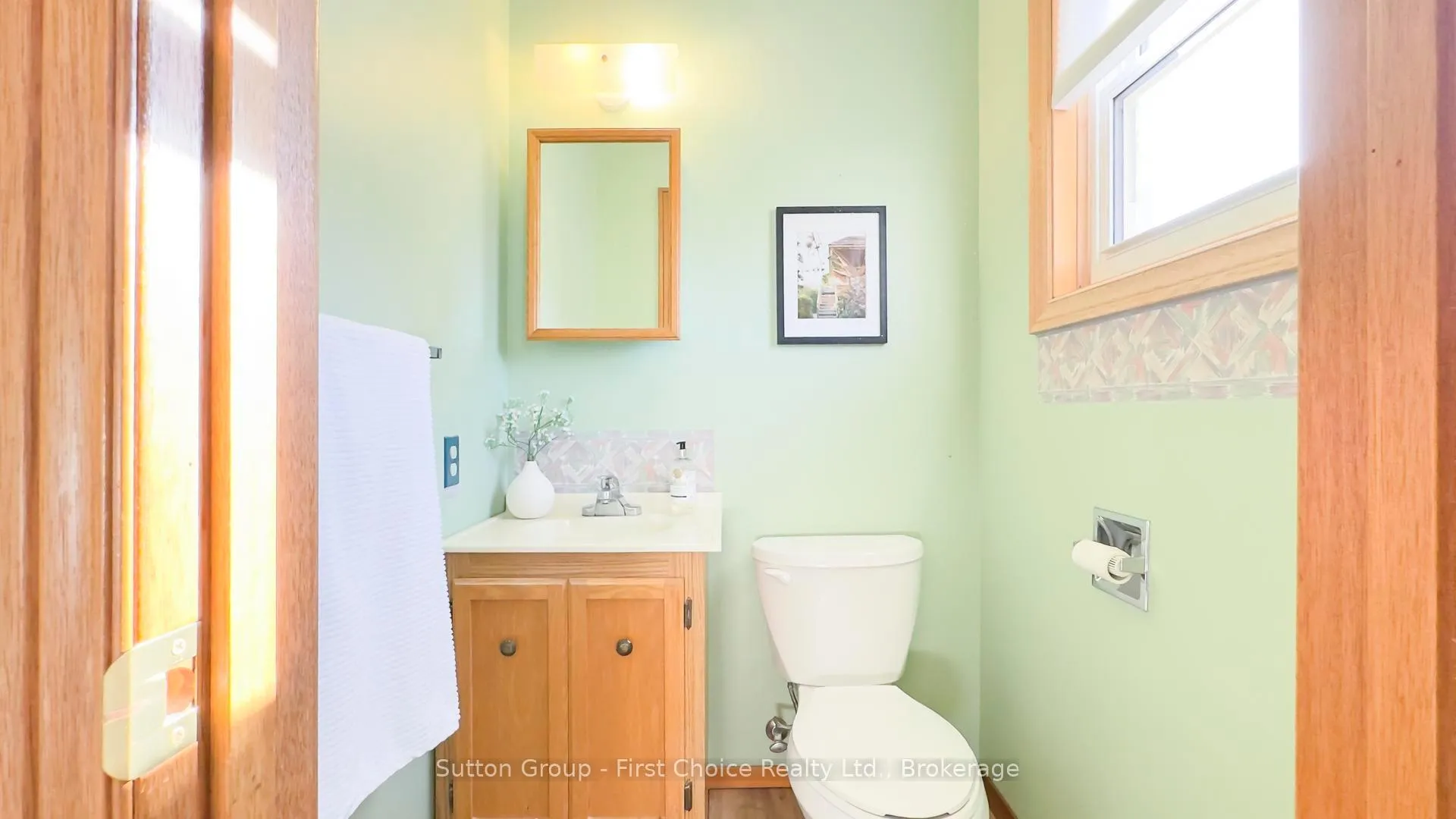 Photo 28 of 8 Dunsford Crescent, St. Marys — HOMEH