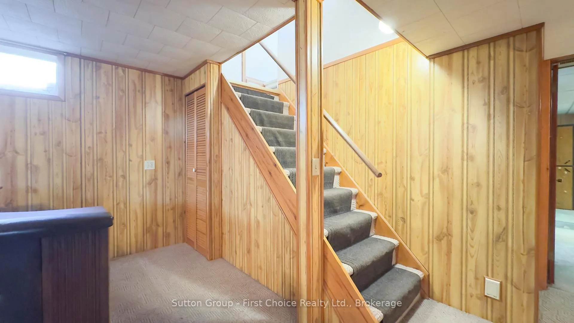 Photo 32 of 8 Dunsford Crescent, St. Marys — HOMEH