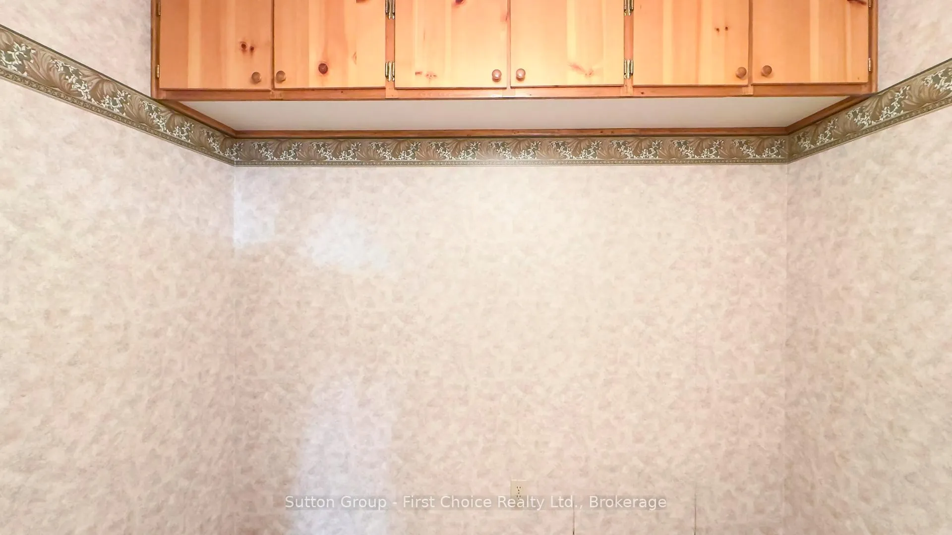 Photo 41 of 8 Dunsford Crescent, St. Marys — HOMEH