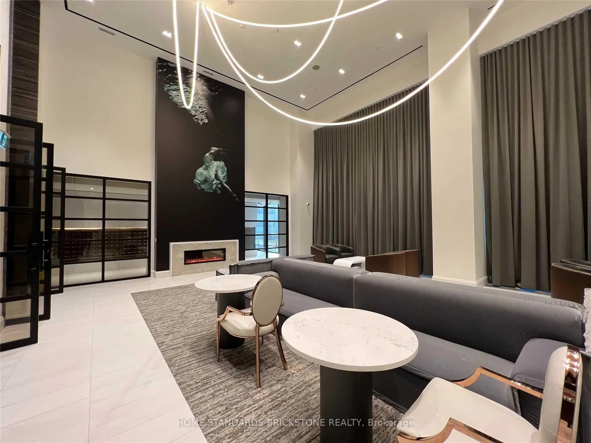 Photo 11 of Unit 2403, 39 Roehampton Avenue, Toronto, Mount Pleasant West — HOMEH