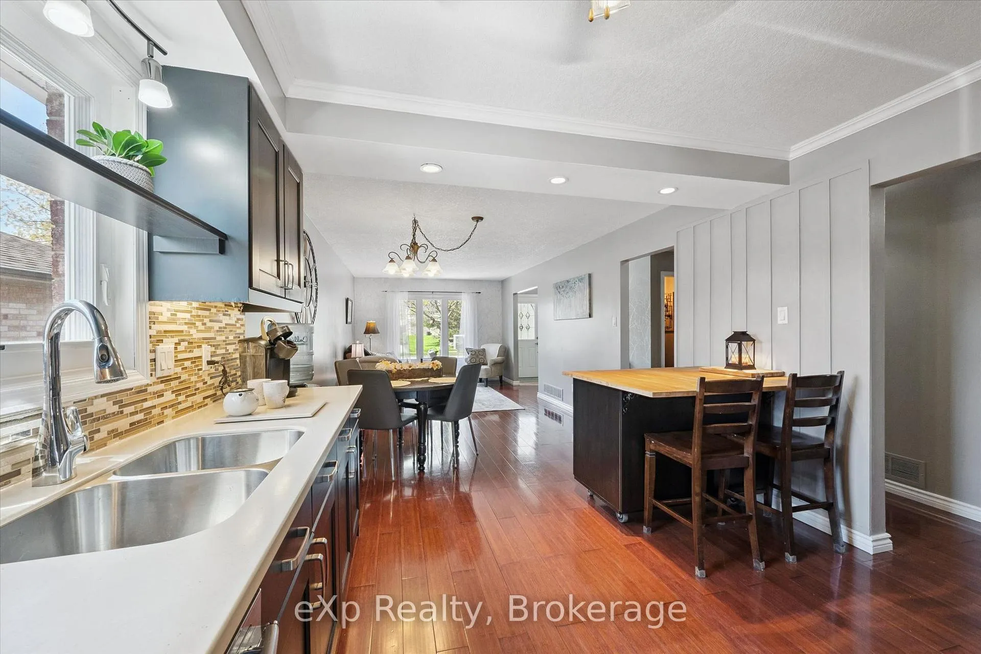Photo 13 of 4 Peartree Crescent, Guelph, Willow West/Sugarbush/West Acres — HOMEH