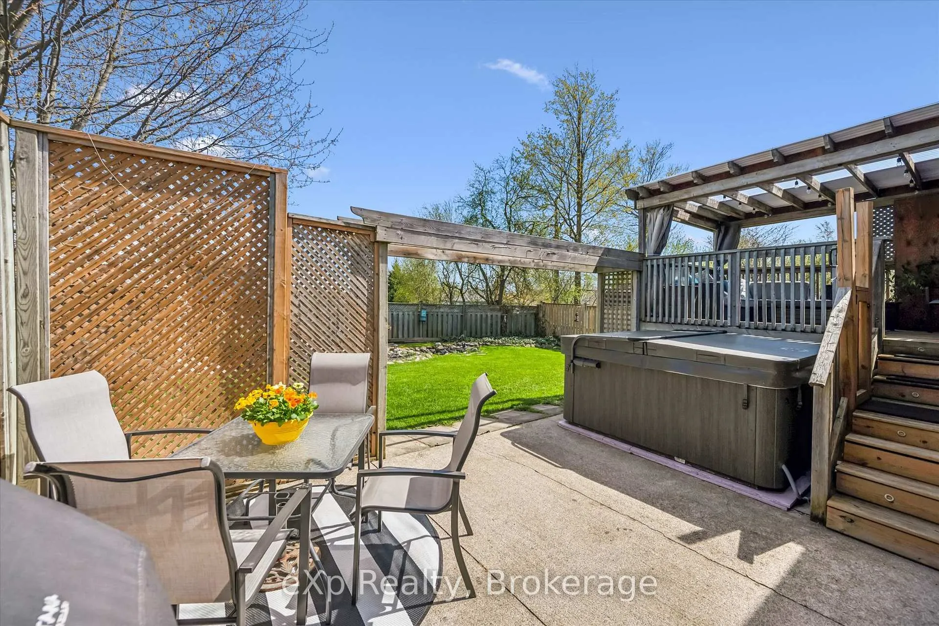 Photo 30 of 4 Peartree Crescent, Guelph, Willow West/Sugarbush/West Acres — HOMEH