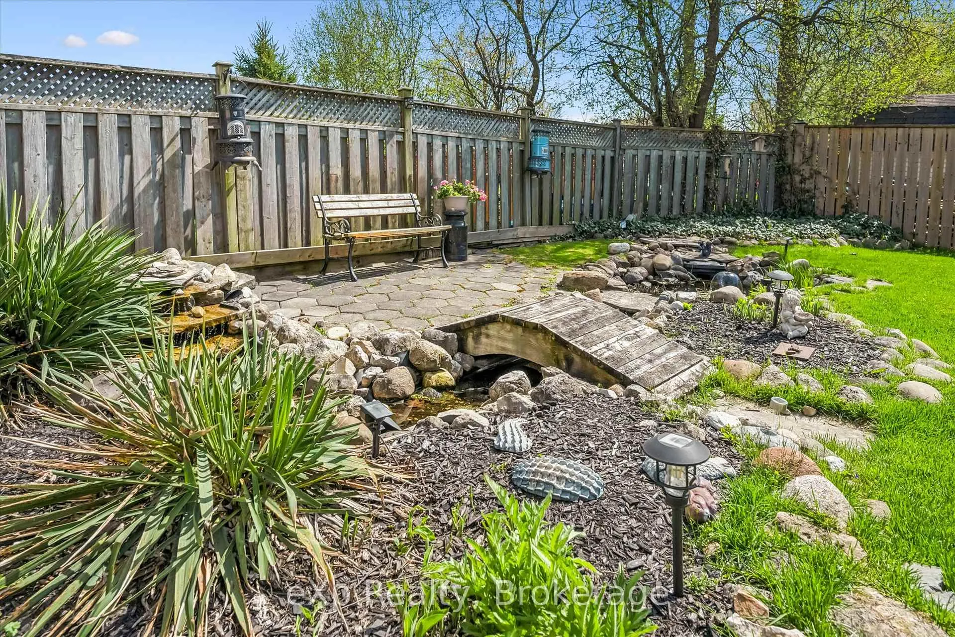 Photo 37 of 4 Peartree Crescent, Guelph, Willow West/Sugarbush/West Acres — HOMEH