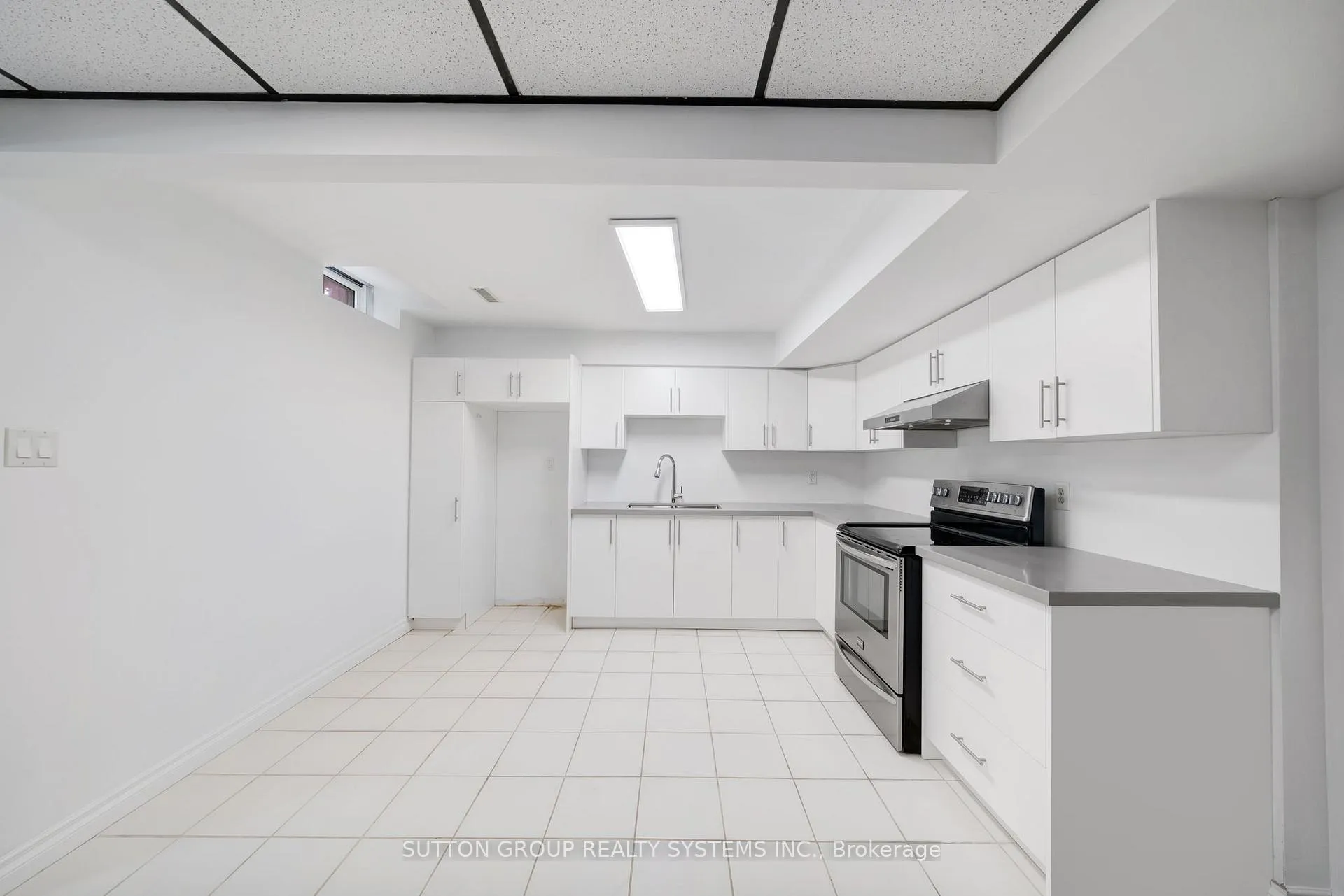 Photo 8 of Unit Lower, 56 Ballard Crescent, Newmarket, Armitage — HOMEH