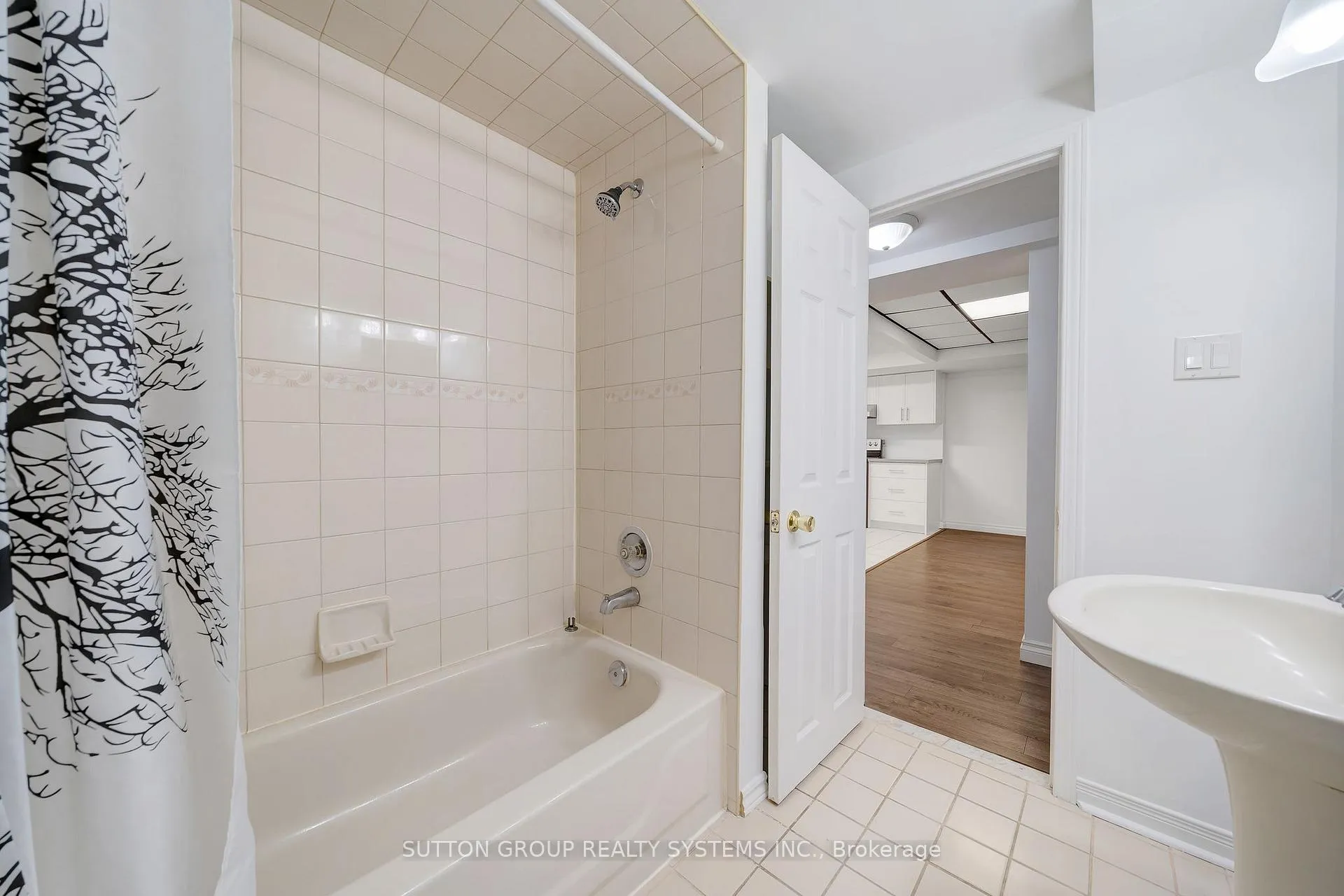 Photo 15 of Unit Lower, 56 Ballard Crescent, Newmarket, Armitage — HOMEH