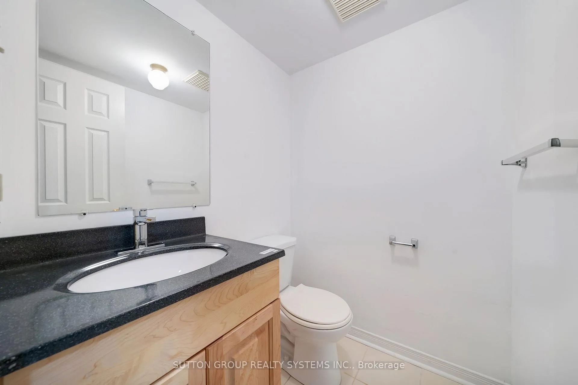 Photo 22 of Unit Lower, 56 Ballard Crescent, Newmarket, Armitage — HOMEH