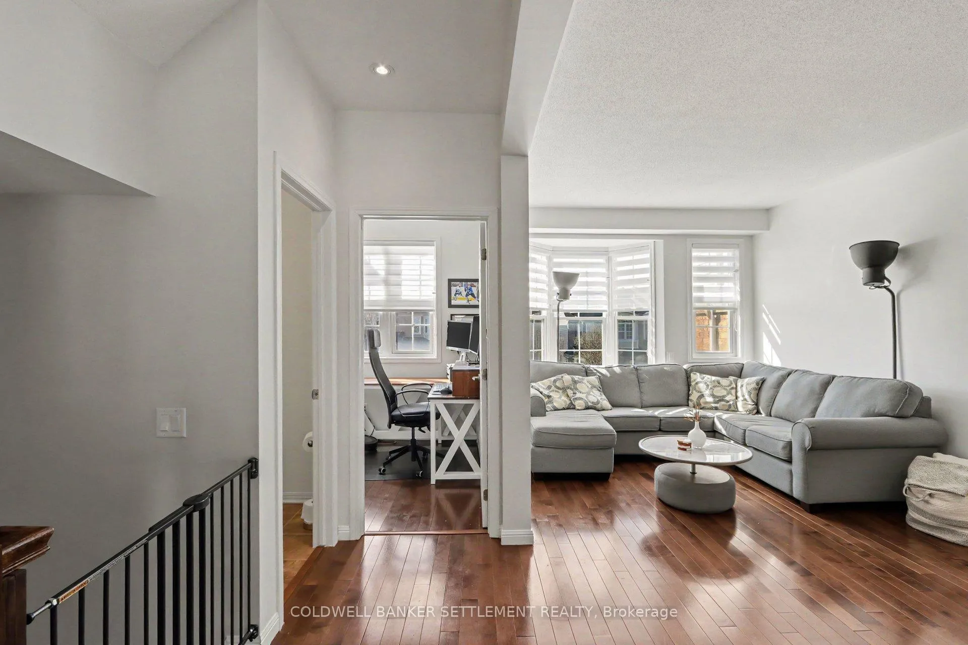 Photo 5 of 144 Battersea Crescent, Ottawa, Kanata - Kanata Lakes/Heritage Hills — HOMEH