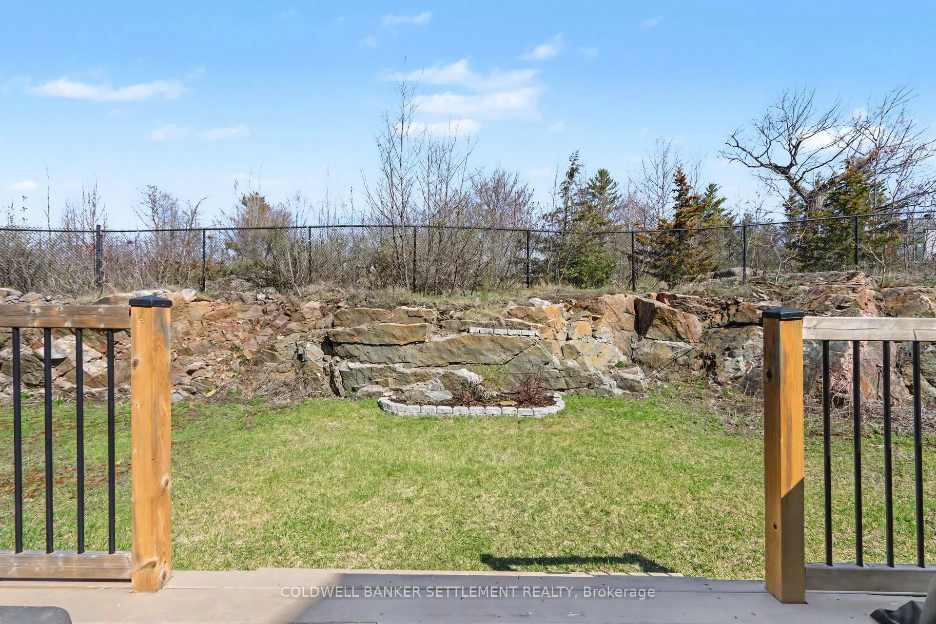 Photo 27 of 144 Battersea Crescent, Ottawa, Kanata - Kanata Lakes/Heritage Hills — HOMEH