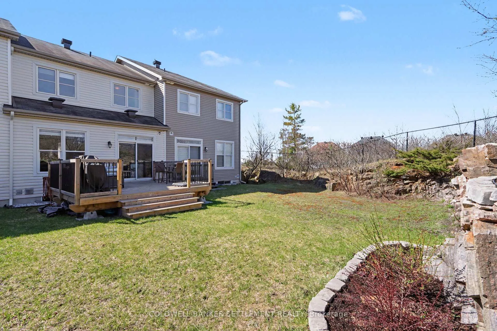 Photo 30 of 144 Battersea Crescent, Ottawa, Kanata - Kanata Lakes/Heritage Hills — HOMEH