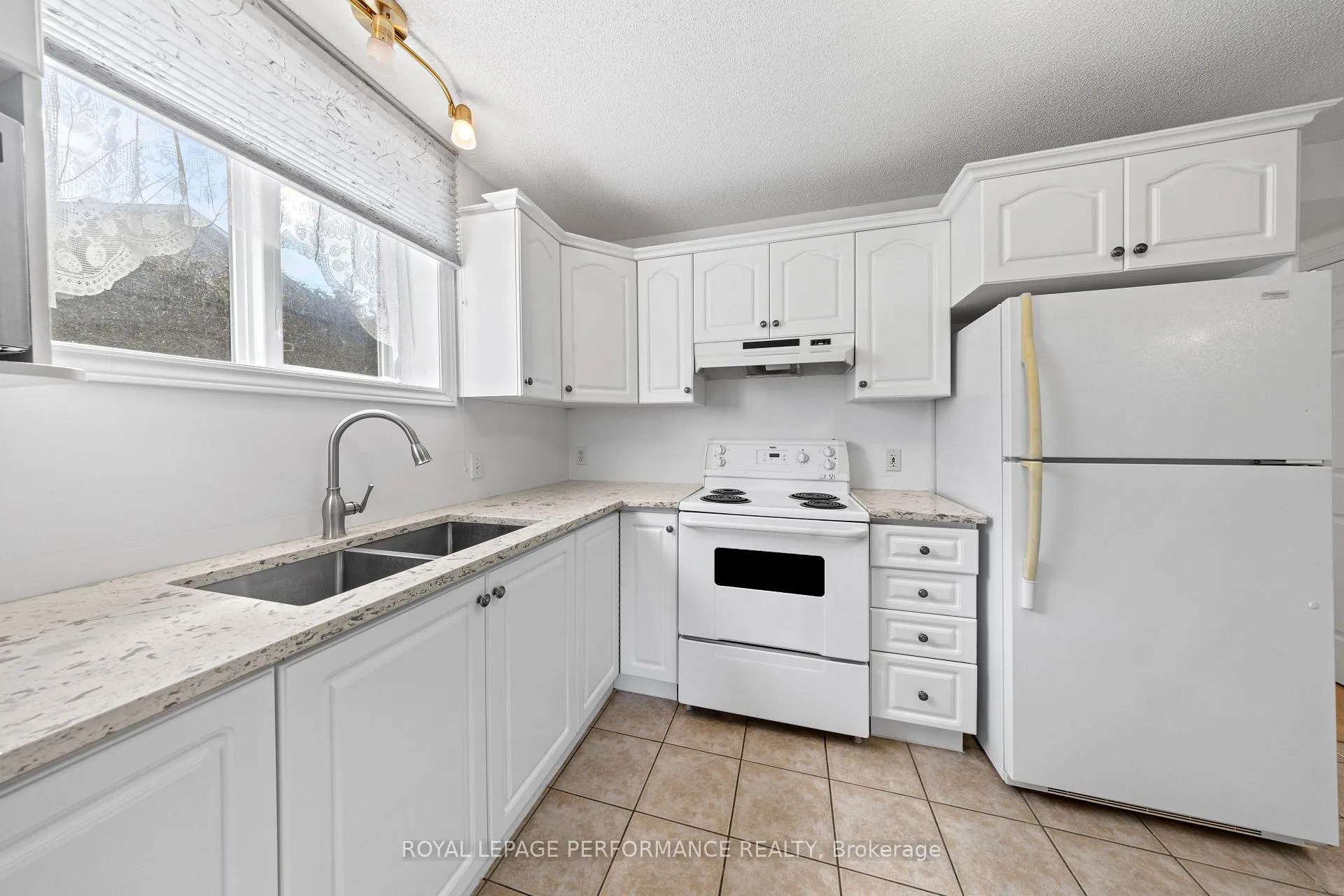Photo 10 of Unit 5, 171 Mabel Street, The Nation, Limoges — HOMEH