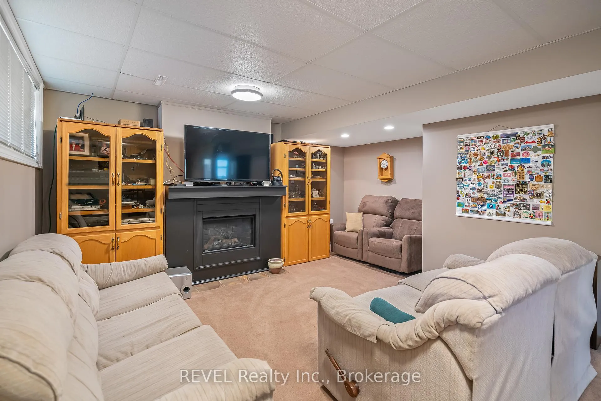 Photo 13 of 9 Fitzroy Lane, St. Catharines, Bunting/Linwell — HOMEH