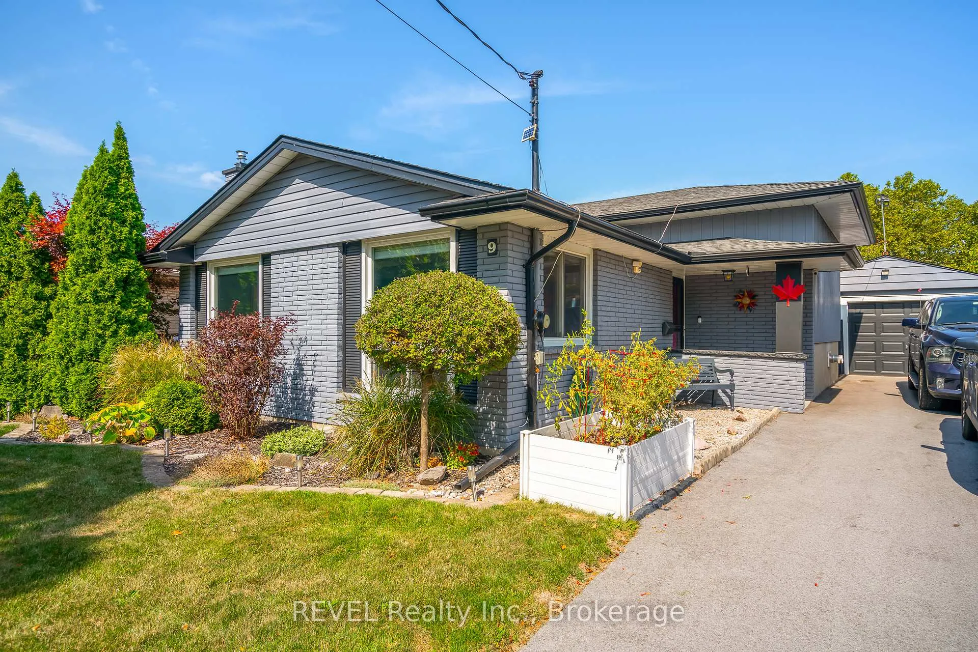 Photo 18 of 9 Fitzroy Lane, St. Catharines, Bunting/Linwell — HOMEH