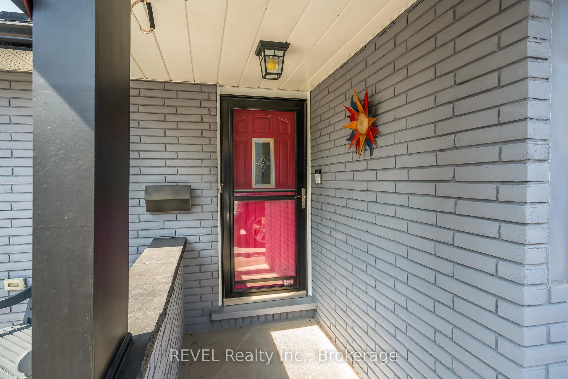 Photo 19 of 9 Fitzroy Lane, St. Catharines, Bunting/Linwell — HOMEH