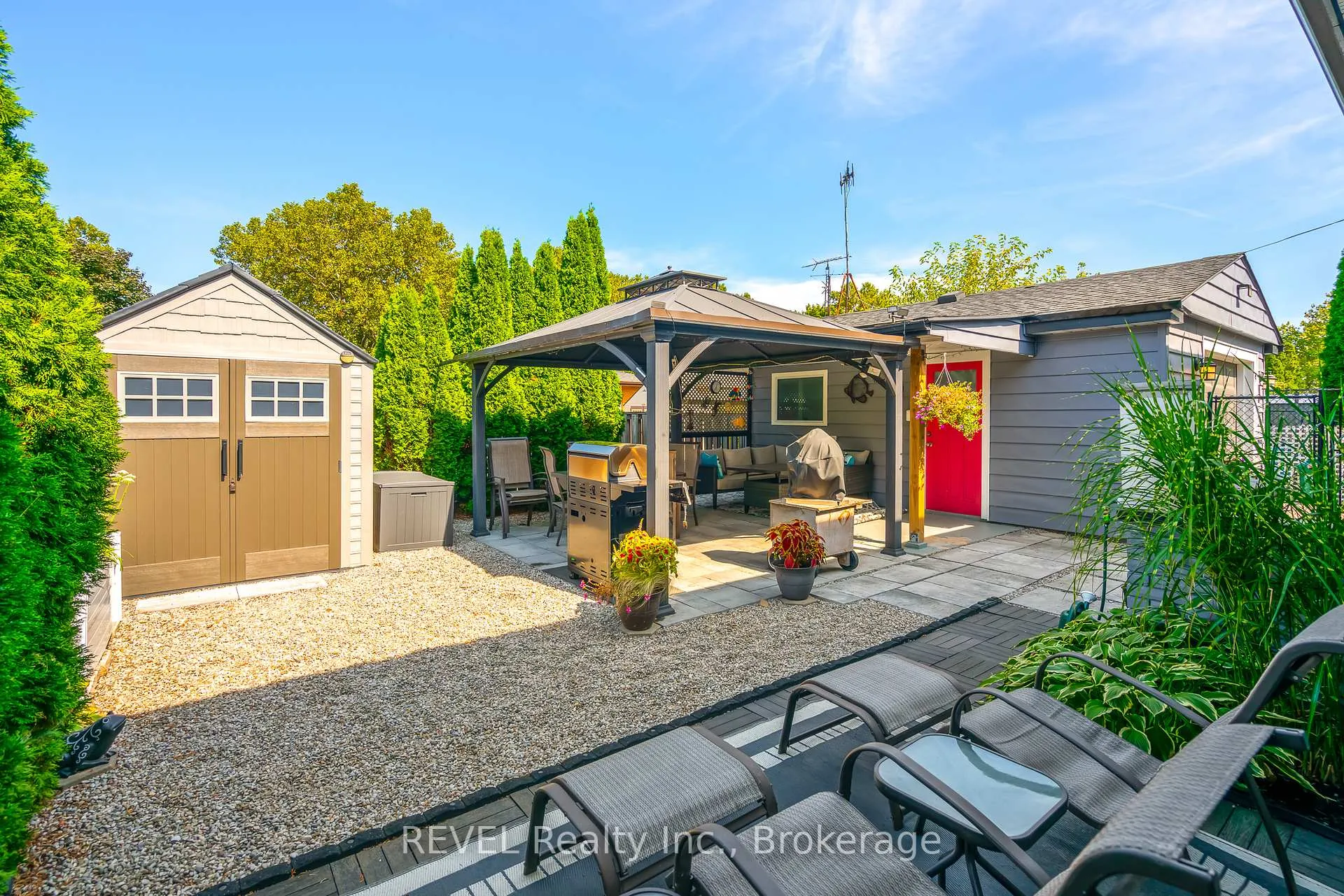 Photo 25 of 9 Fitzroy Lane, St. Catharines, Bunting/Linwell — HOMEH
