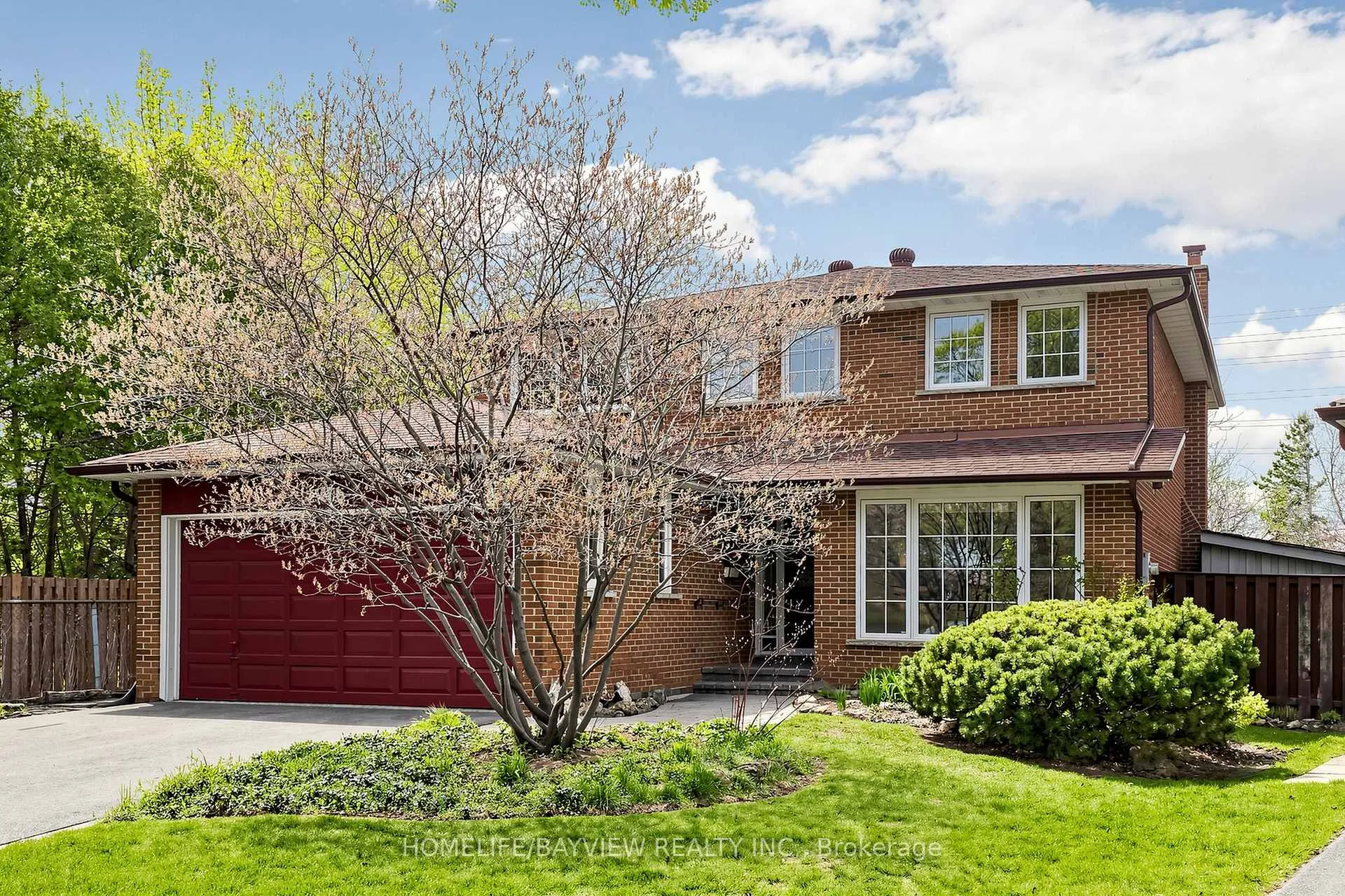 Photo 2 of 6 Epping Court, Markham, Milliken Mills West — HOMEH