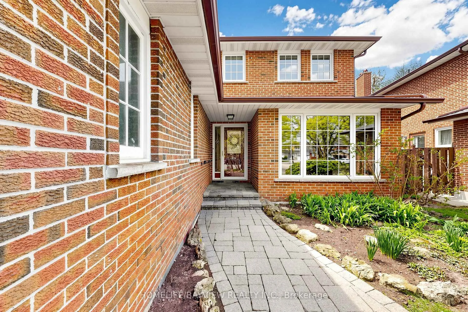 Photo 3 of 6 Epping Court, Markham, Milliken Mills West — HOMEH