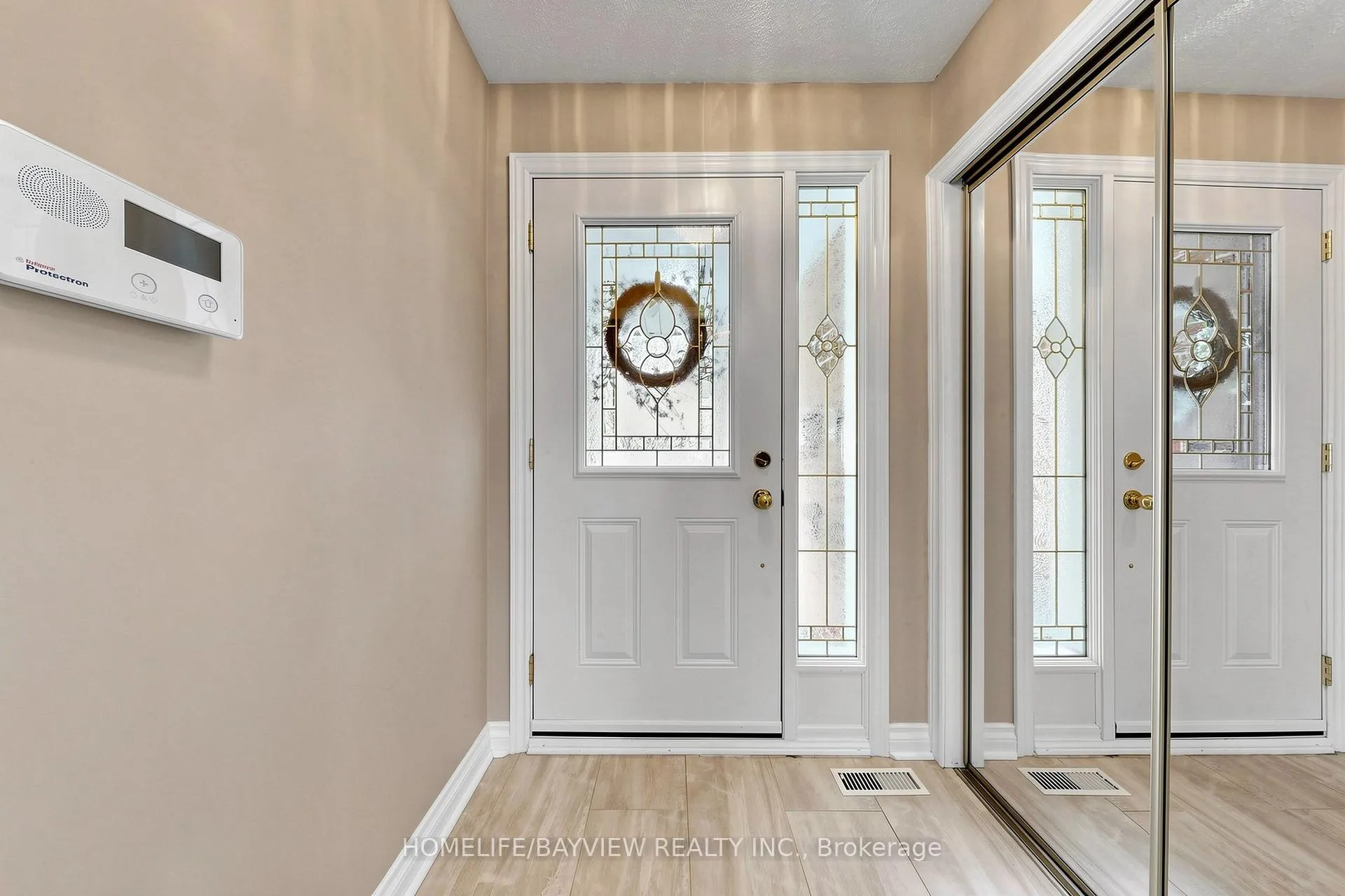 Photo 17 of 6 Epping Court, Markham, Milliken Mills West — HOMEH